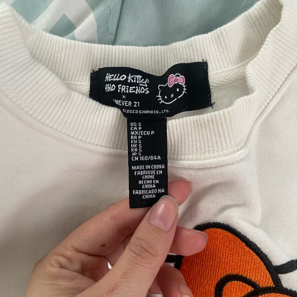 Hello Kitty x Forever 21 Cream Sweatshirt